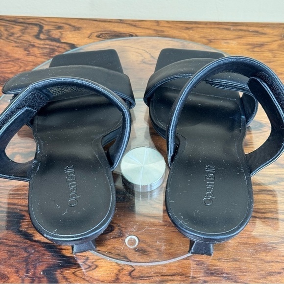 Open Edit Quincy Sandal in black - Picture 14 of 16